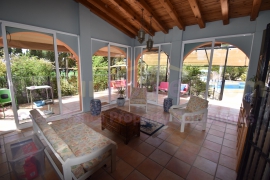 Resale - Country Property/Finca - Catral