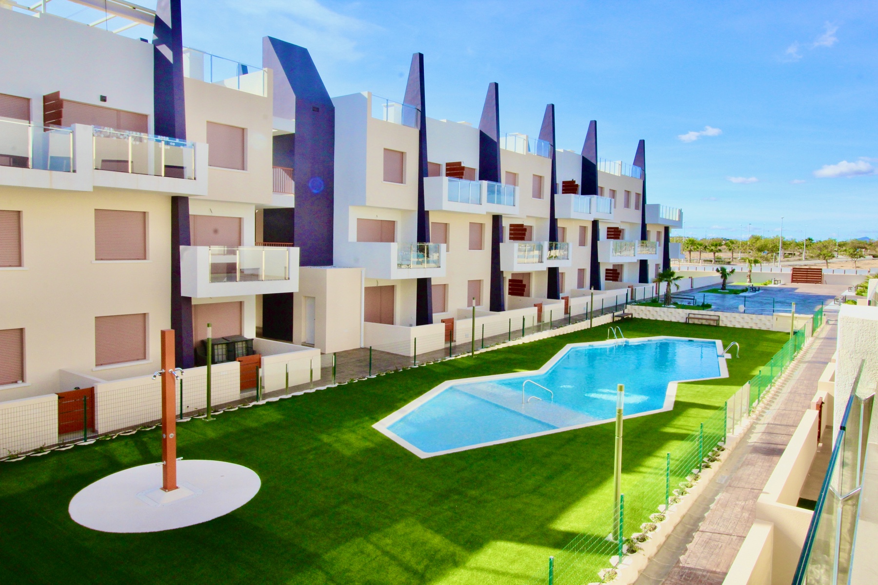 2 bedroom apartment / flat for sale in Mil Palmeras, Costa Blanca