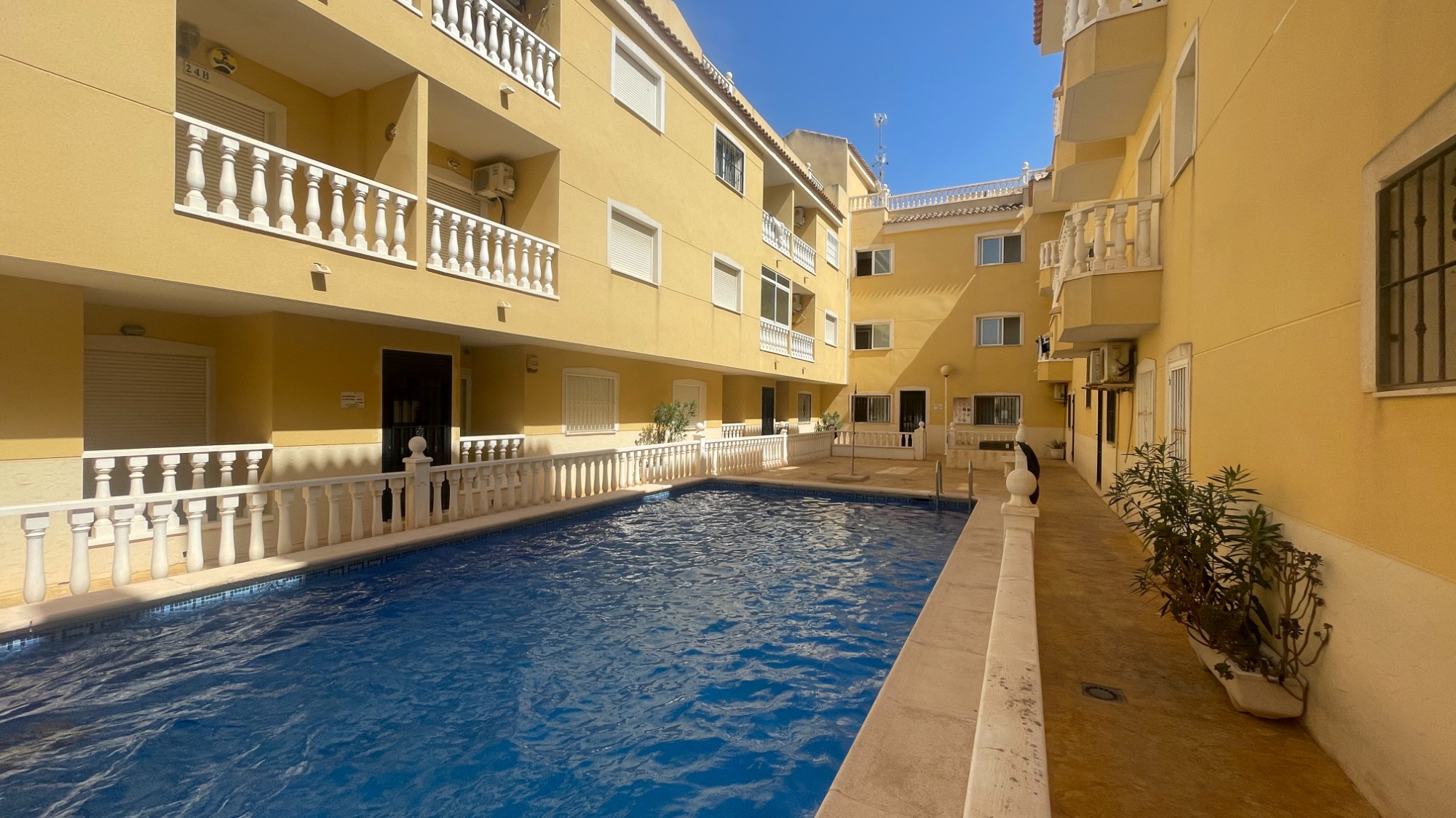 For sale: 2 bedroom apartment / flat in Formentera Del Segura