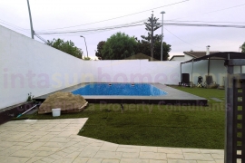 Reventa - Detached House / Villa - Torrevieja