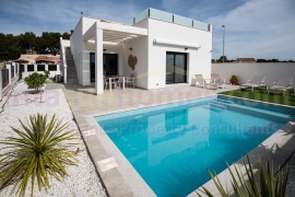 Reventa - Detached House / Villa - Pilar de La Horadada - Pinar de Campoverde