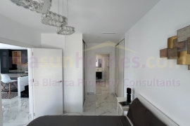 Resale - Detached House / Villa - Los Montesinos - La Herrada