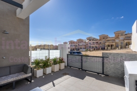 Doorverkoop - Townhouse / Semi-detached - Orihuela Costa - Villamartin