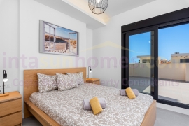 Doorverkoop - Townhouse / Semi-detached - San Fulgencio - La Marina