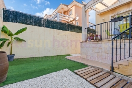 Resale - Detached House / Villa - La Nucía - La nucia