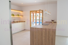 Reventa - Detached House / Villa - Torrevieja - Torreta florida