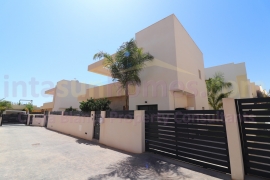 Reventa - Detached House / Villa - Los Montesinos - La Herrada