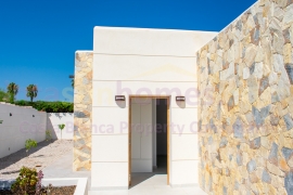 Doorverkoop - Detached House / Villa - Torrevieja - Torreta florida