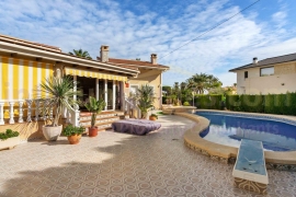 A Vendre - Detached House / Villa - Cabo Roig - MUY CERCA DE LA PLAYA