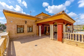 A Vendre - Detached House / Villa - Orihuela