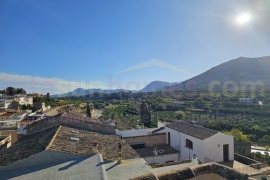 Resale - Townhouse / Semi-detached - Denia - Adsubia/Pego