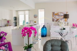 Resale - Detached House / Villa - Torrevieja - El Chaparral