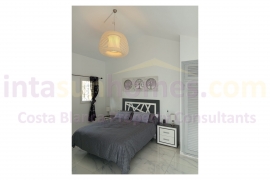 Resale - Townhouse / Semi-detached - Orihuela Costa - Villamartin