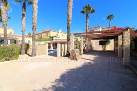 Resale - Detached House / Villa - La Marina - La Escuera