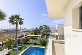 Resale - Detached House / Villa - Entre Naranjos Vistabella Golf