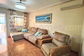 Resale - Townhouse / Semi-detached - Torrevieja - Los Balcones - Los Altos del Edén