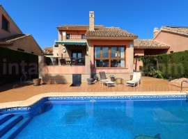 Detached House / Villa - Resale - Algorfa - La Finca Golf Resort