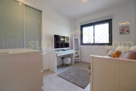 Resale - Apartment - Guardamar del Segura - El Raso