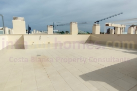 Reventa - Townhouse / Semi-detached - Torrevieja - El Acequión - Los Náufragos