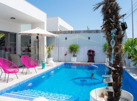 Detached House / Villa - Resale - Torrevieja - El Chaparral