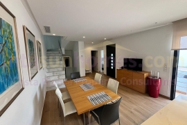 Doorverkoop - Detached House / Villa - Ciudad Quesada