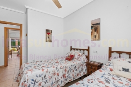 Resale - Apartment - Torrevieja - La veleta