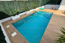 Doorverkoop - Detached House / Villa - Ciudad Quesada