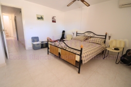 Resale - Villa - Benimar