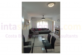 Resale - Townhouse / Semi-detached - Orihuela Costa - Villamartin