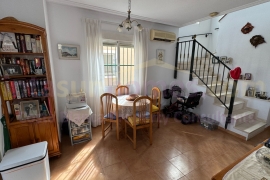 Doorverkoop - Townhouse / Semi-detached - Algorfa - Montebello