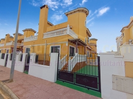 Townhouse / Semi-detached - Resale - Ciudad Quesada - Lo Marabu