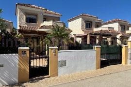 Resale - Detached House / Villa - Guardamar del Segura - EL RASO