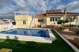 A Vendre - Detached House / Villa - Ciudad Quesada