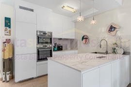 Resale - Apartment - Orihuela Costa - Los Dolses