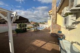 A Vendre - Detached House / Villa - Ciudad Quesada