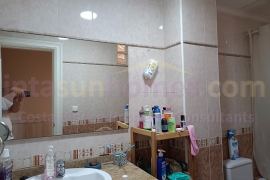 Resale - Apartment - Elche