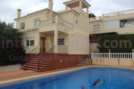 Resale - Townhouse / Semi-detached - Algorfa - Montemar