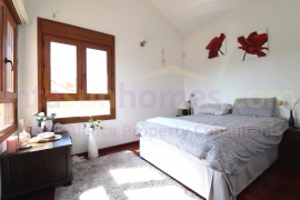 Doorverkoop - Detached House / Villa - Algorfa - La Finca Golf Resort