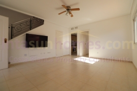 Resale - Townhouse / Semi-detached - Ciudad Quesada - Doña Pepa