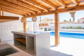 A Vendre - Detached House / Villa - Torrevieja - Torreta florida