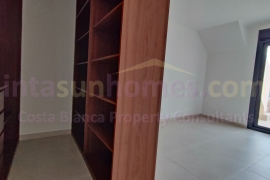 Reventa - Townhouse / Semi-detached - Torrevieja - El Acequión - Los Náufragos