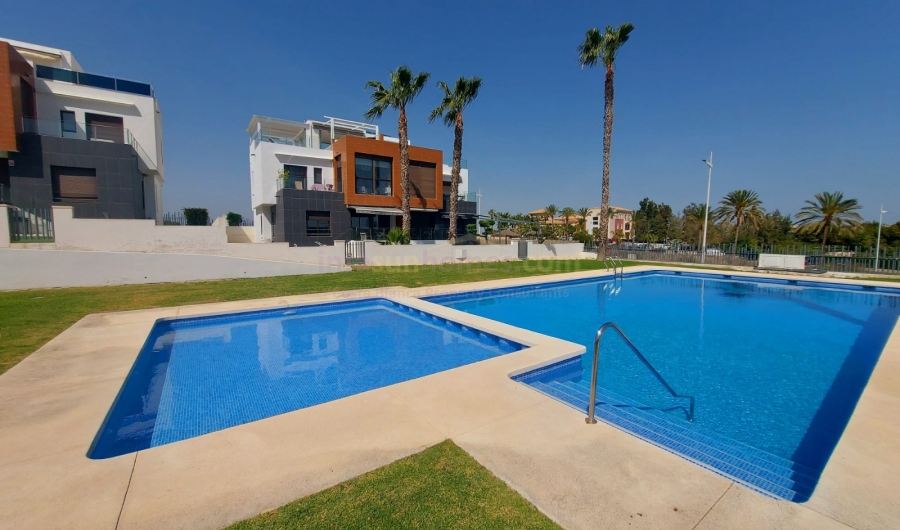 Resale - Apartment - Algorfa - La Finca Golf Resort