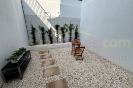 Doorverkoop - Detached House / Villa - Ciudad Quesada