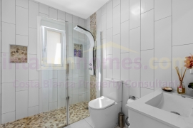 Doorverkoop - Detached House / Villa - Ciudad Quesada - Rojales