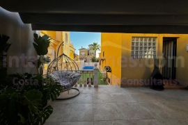 Doorverkoop - Detached House / Villa - Algorfa