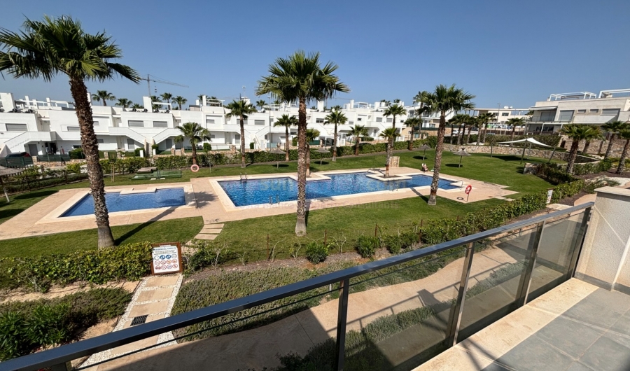 Resale - Apartment - Orihuela Costa - Vista Bella Golf