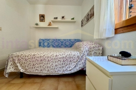 Reventa - Townhouse / Semi-detached - Arenales del Sol