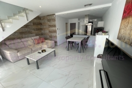 Doorverkoop - Townhouse / Semi-detached - Orihuela Costa - Villamartin