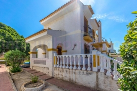 A Vendre - Detached House / Villa - Torrevieja - Los Altos