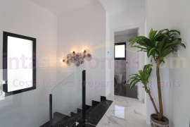 Resale - Detached House / Villa - Los Montesinos - La Herrada